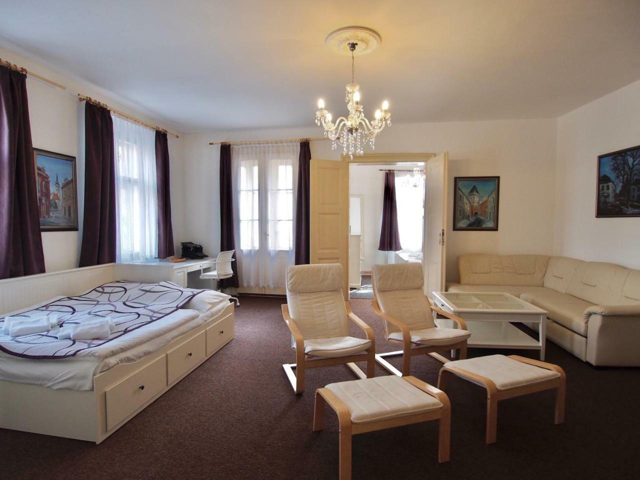 Apartmany Tábor Exterior foto